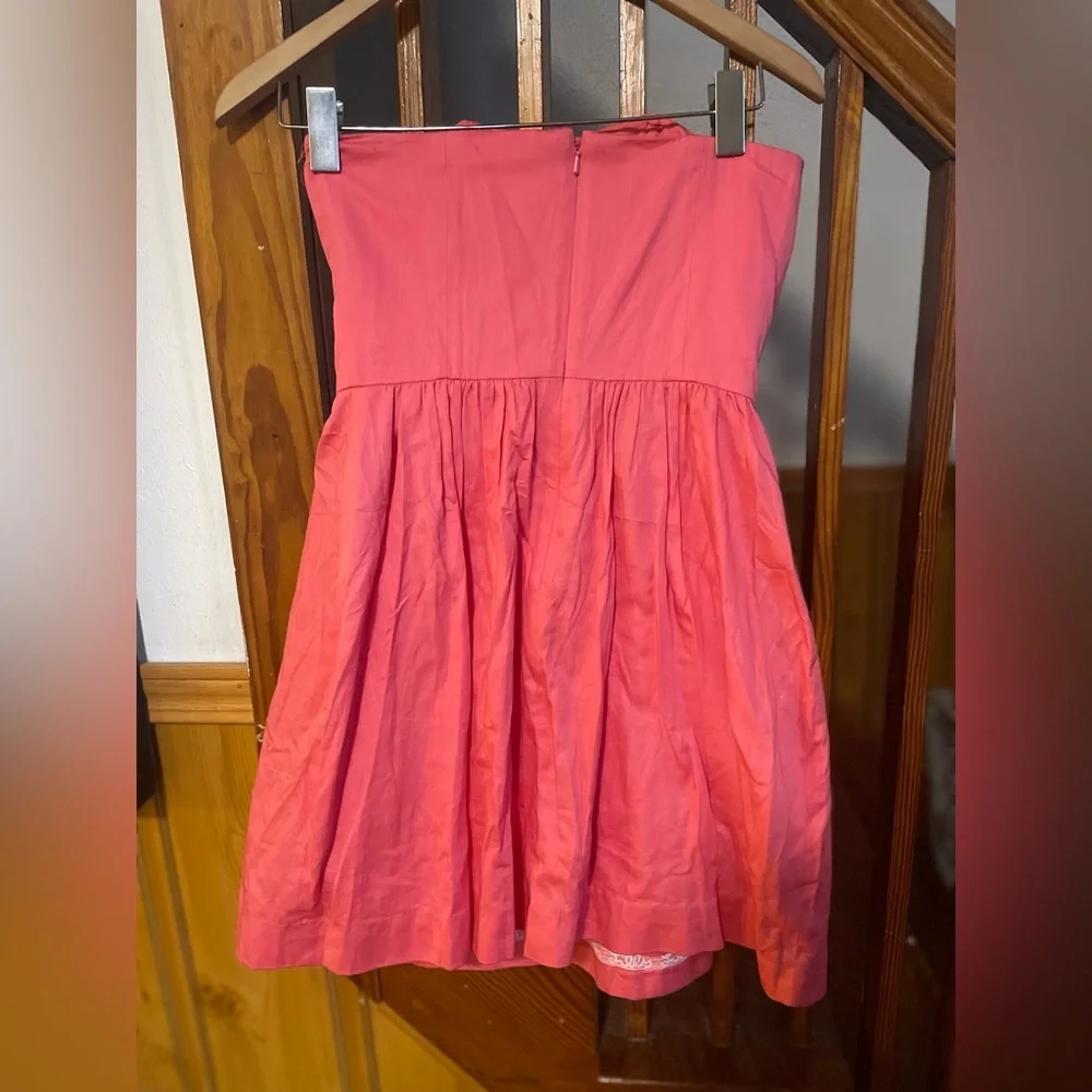 Lilly Pulitzer Pink Embroidered Seashell Strapless Dress, Size 2 Summer Flirty - Picture 3 of 9